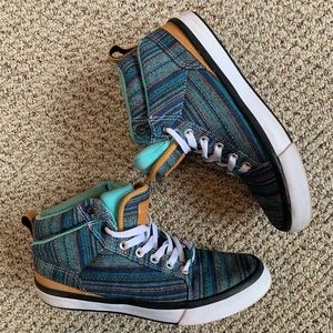 Men’s Aztec Converse *rare*